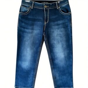 Lane Bryant Capri denim blue jeans size 18 Capri Genius Fit Spring Summer